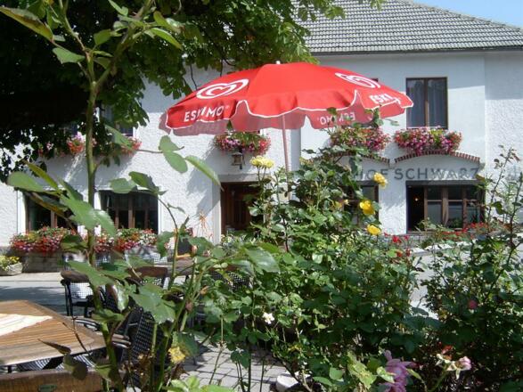 Gastgarten u. Gasthof
