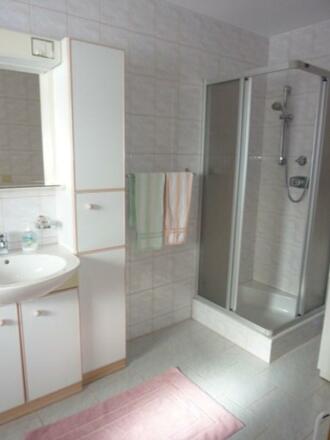 Ferienwohnung_Schatzl_Badezimmer