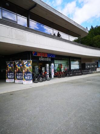 Eingang Intersport Pötscher