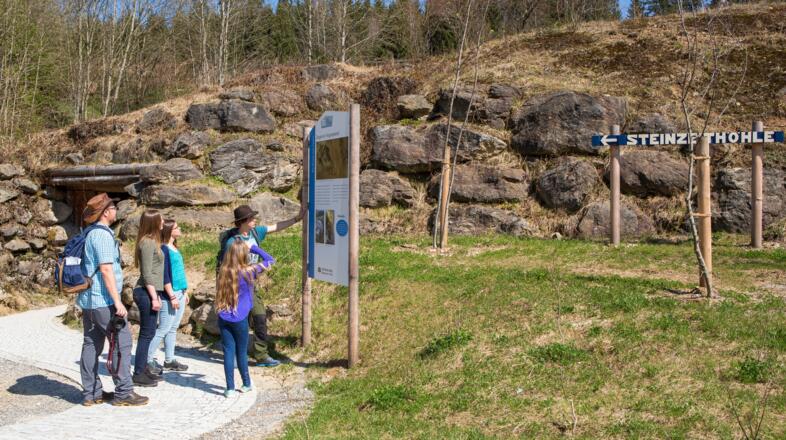 Steinzeithöhle