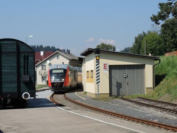 Einfahrt Bahnhof