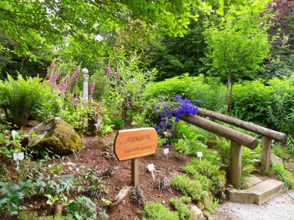Hexengarten+im+Heilkräutergarten+Klaffer-copyright