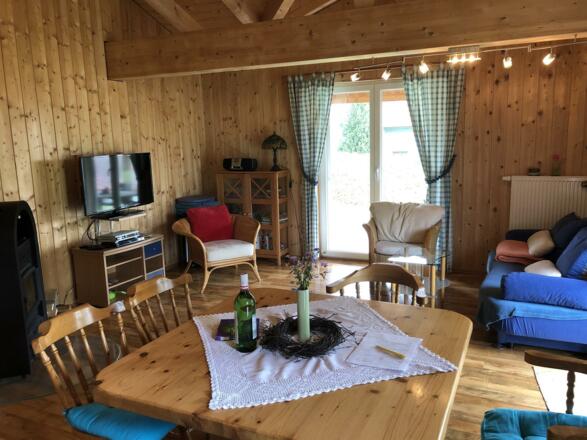 516A4761-8E86-4FB1-B429-1139A65DA4E4