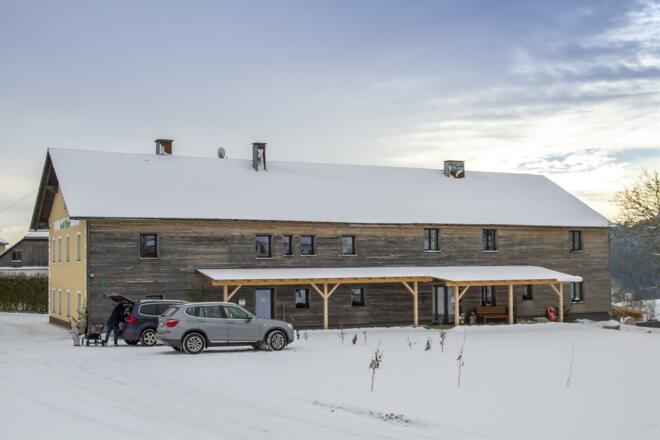 Platz zum Spielen im Schnee