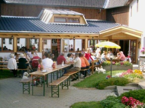 Gäste