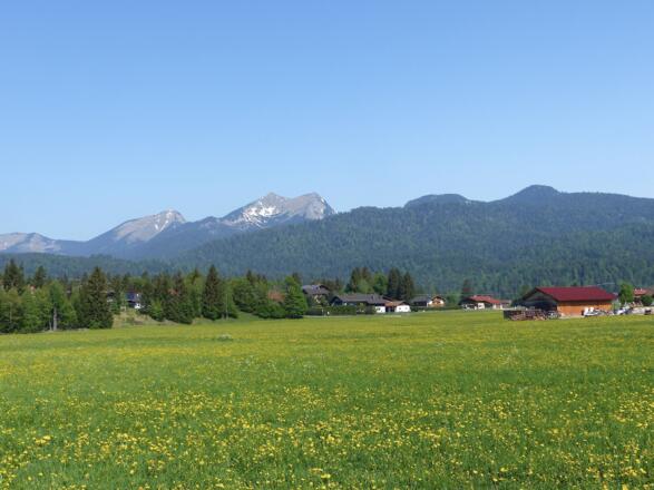 Nach der Erfrischung am Barmsee geht es weiter nach Krün.