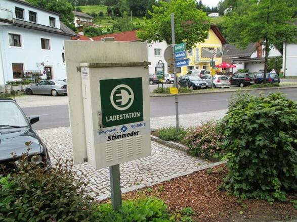 E-Tankstelle in Helfenberg