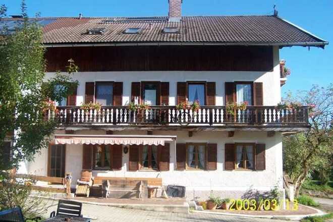 https://images.im-web.de/objekt_pics/obj_full_30067_001.jpg