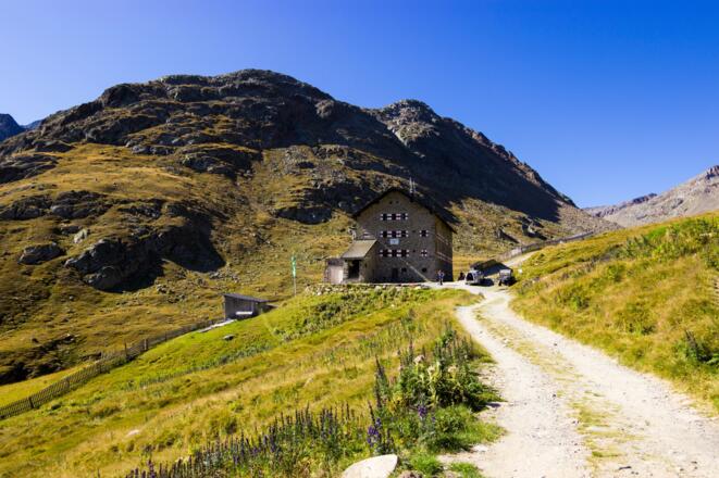 Martin-Busch-Hütte auf dem Weg zum Similaun in den Ötztaler Alpen