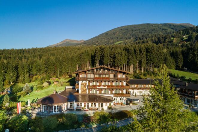 Hotel Hubertus im Sommer
