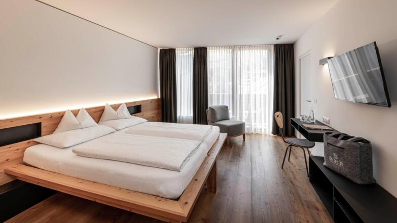 Doppelzimmer M / Suite M + Kinderzimmer