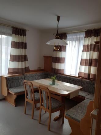 Essbereich Apartment Bergblick