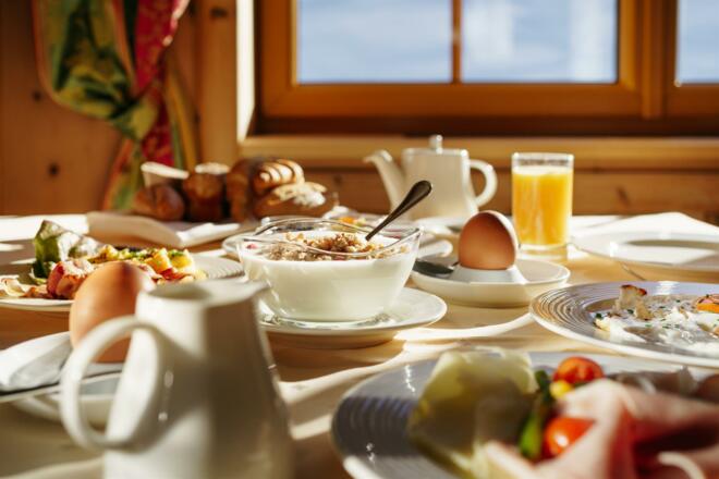 Frühstück im Venter Bergwelt