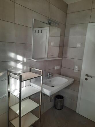 Bad Apartment RESI