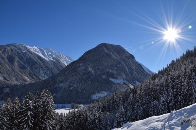 Bergpanorama im Winter