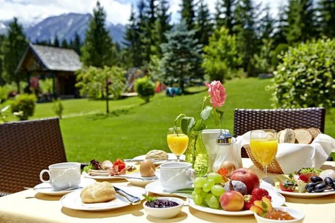 Frühstück im Garten