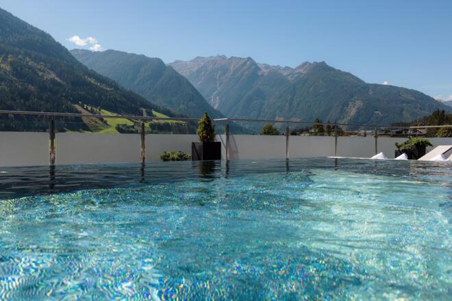 wr-neukirchen-pool-sommer-1 (5)