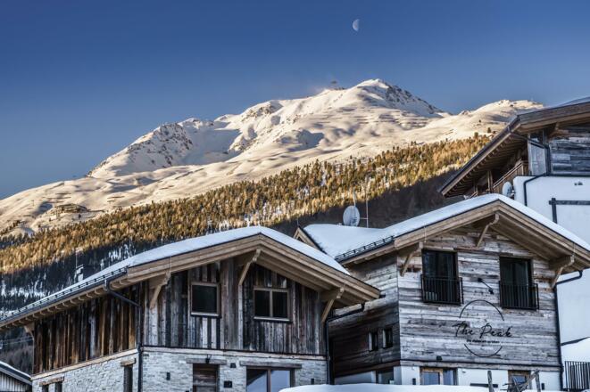 DSC05897-HDRde-denoise