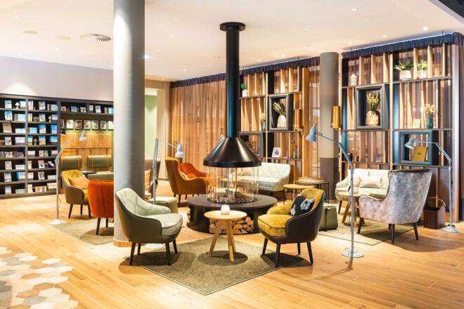 aja_GAP_egr_2021_Lobby_Sitzecke_01