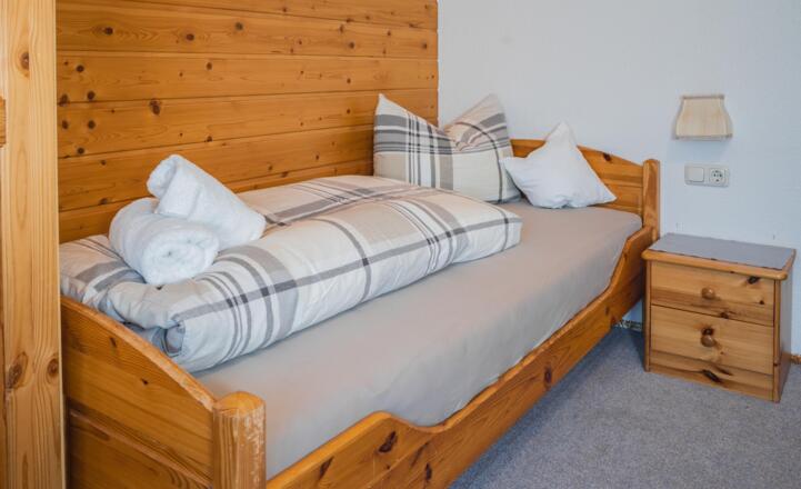 Einzelzimmer mit Balkon