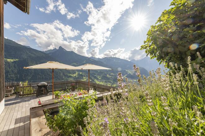 Altes Schulhaus Montafon Terrasse Mittagsspitze