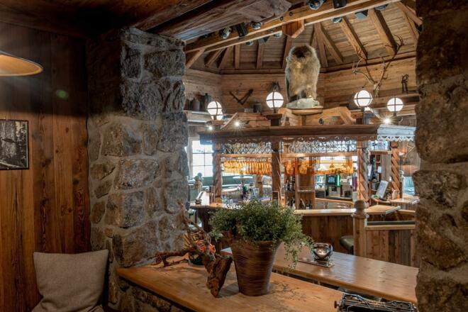 Grizzly Bar