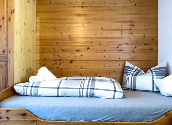 Einzelzimmer mit Balkon