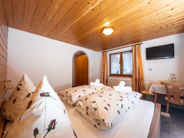 Doppelzimmer 1 mit Balkon