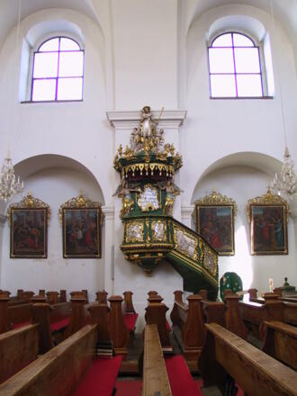Kirche innen 2.JPG