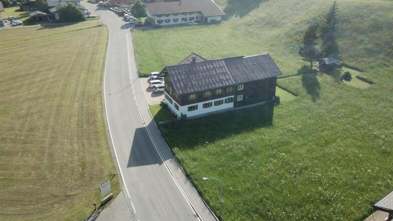 2E8191BACA1111AA5D7D2187729B7FEA