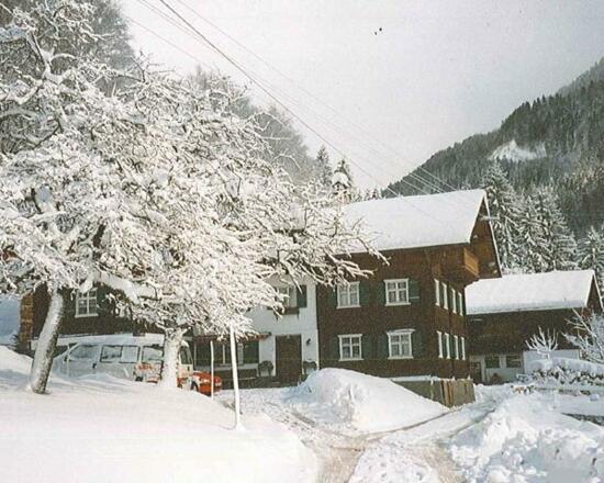 Hausansicht - Winter