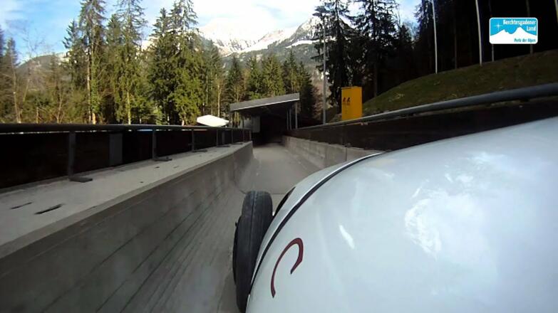 Geschwindigkeit in Bayern: Sommerbob-Taxi am Königssee b. Berchtesgaden