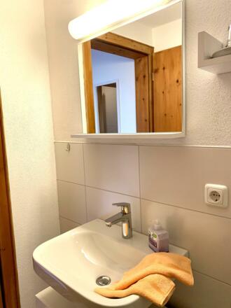 4F6A332C-3BD1-4619-AA8E-B3DE82653892