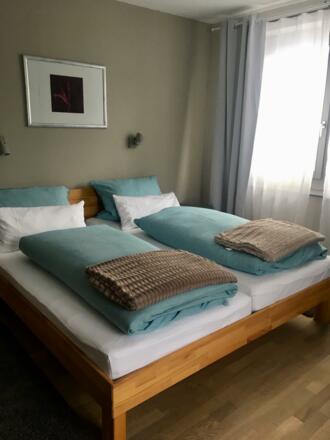 ECDCF566-AB2F-445A-B80C-BA33C1189C42