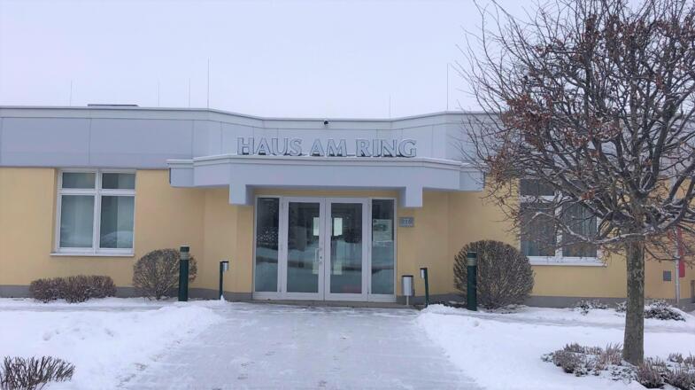 Haus am Ring Außenansicht Winter