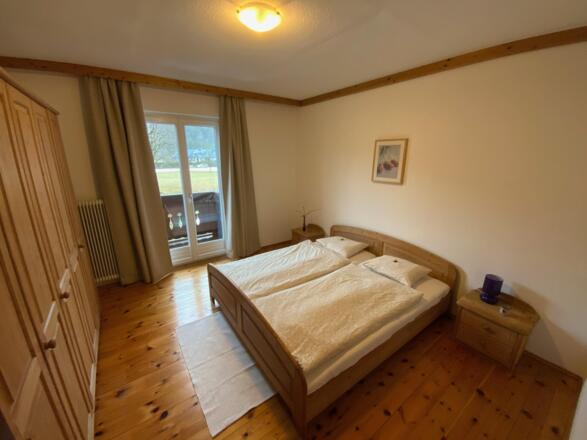 Schlafzimmer 2 OG