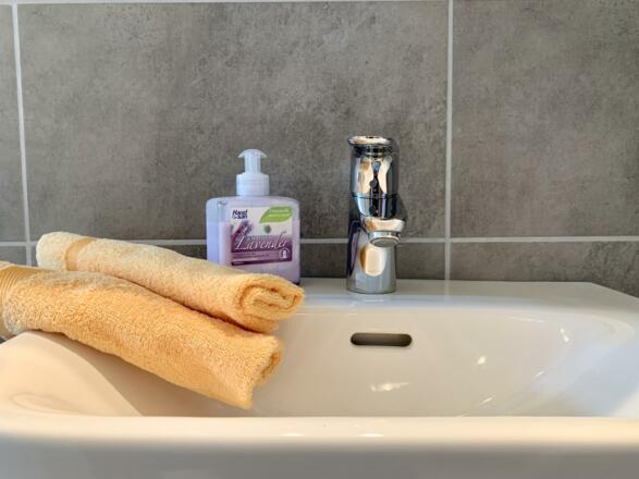 B040742B-A596-4A99-8C84-639DD6E4E7F1