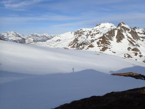 Rechts Seekarspitze und Wurmwand