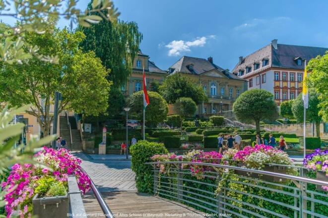 Blick auf Schlossterassen vom Canale Grande