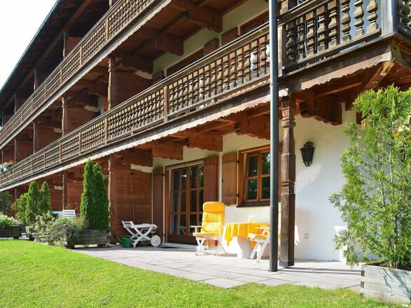 Ferienwohnung Am Rottach-Damm - Terrassee mit Blick zum Wallberg