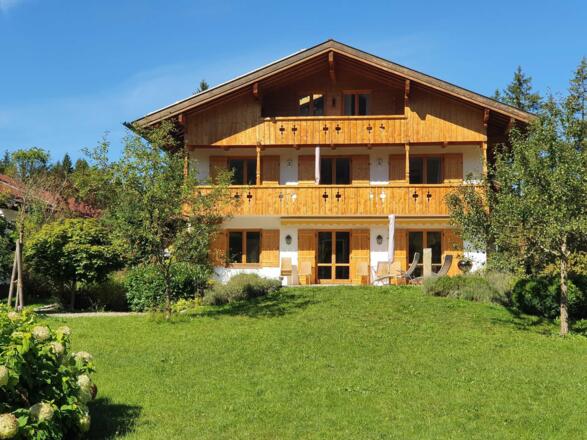 Außenansicht des Hauses mit Fewo Nagelspitz & Fewo Bodenschneid