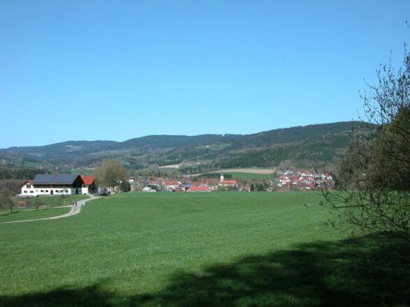 Blick nach Neukirchen am Beginn der Runde