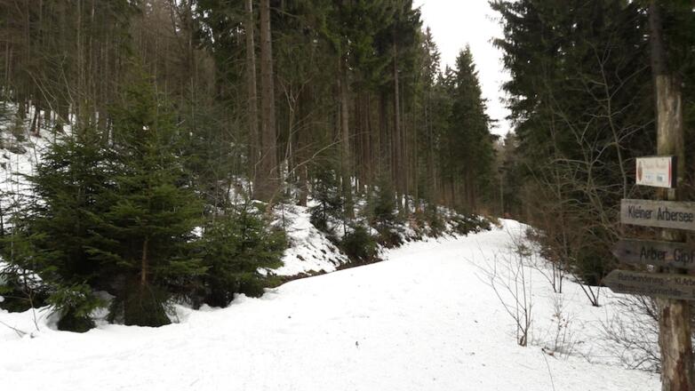 Anstieg zur Ski-Abfahrt