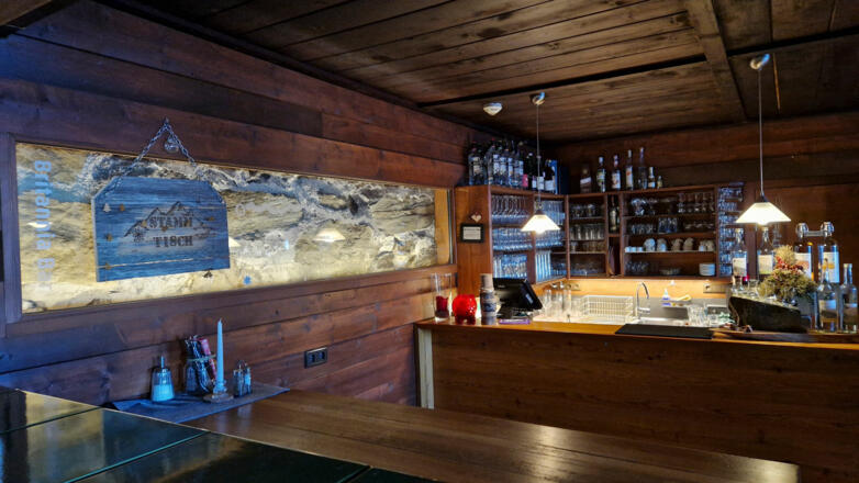 Prachensky-Stube, Britannia-Bar