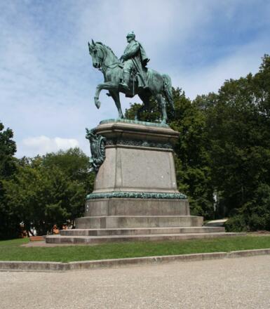 Reiterdenkmal Herzog Ernsts II. - Hofgarten - Coburg