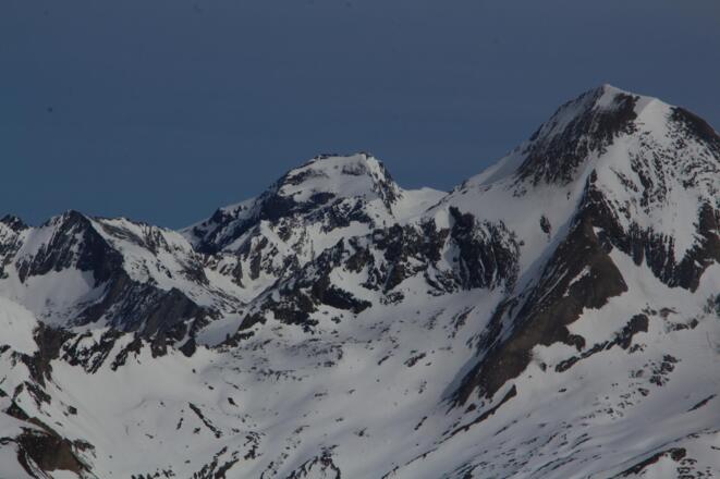 Die Dreiherrnspitze am Horizont