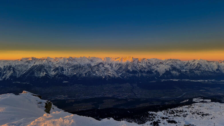 Glungezer-Hütte - Blick auf das Karwendel
