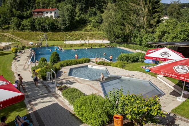 Unterweißenbach, Freibad