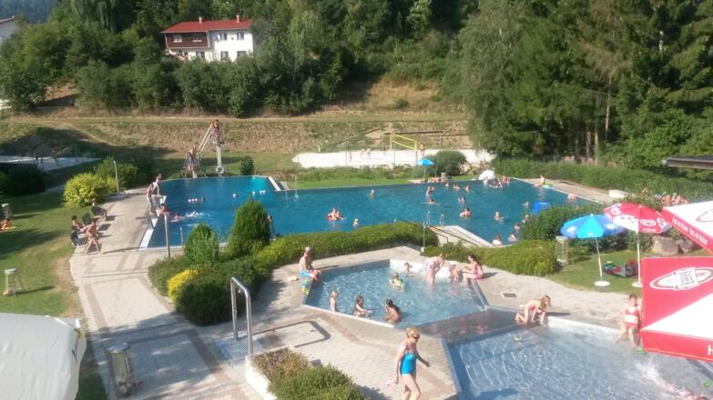Unterweißenbach, Freibad