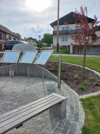 Treffpunkt Johannesweg - Marktplatz mit Trinkwasserbrunnen